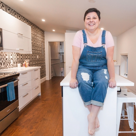 Meet your Posher, April - Picture 6 of 6